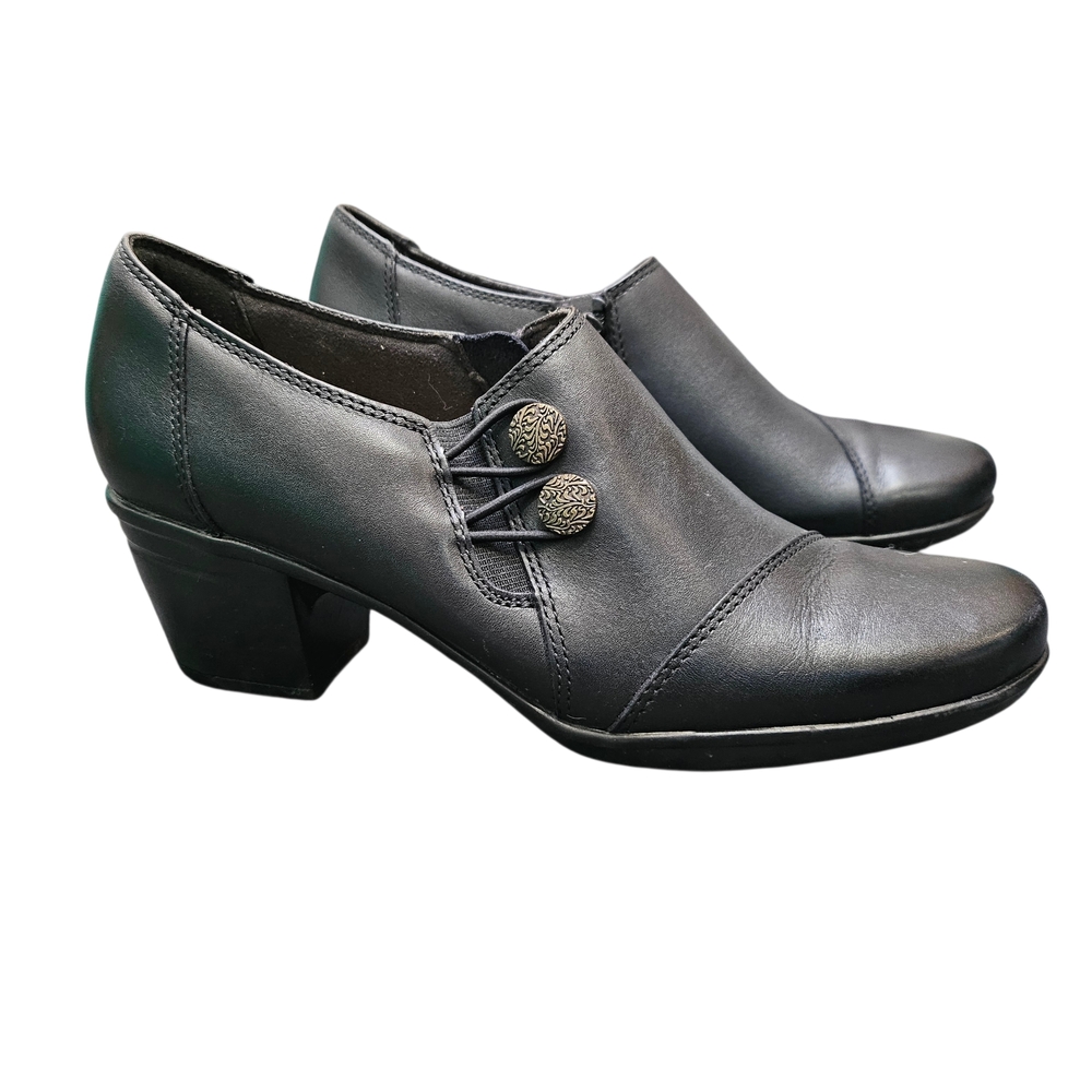 Collection By Clarks Ultimate Comfort Black 2in Heel Shooties With Side Zip Sz 7